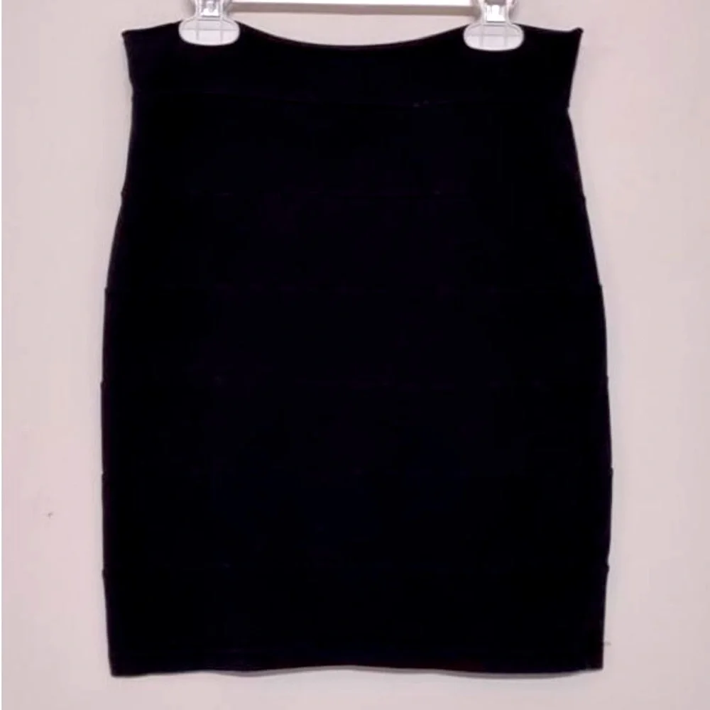 🌞 H&M Black Jersey Lightweight Bandage stretchy Bodycon Mini Skirt women size M
